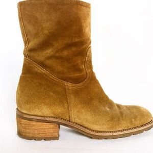 Gianni Bini suede booties